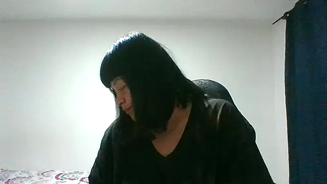 adri89-g online show from February 11, 2026, 3:28 am