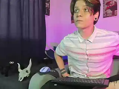 Jerry Cole online show from October 28, 2025, 6:40 pm