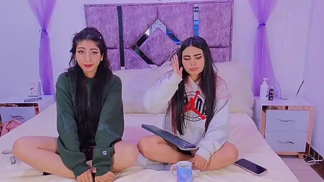 danilu and eva21 online show from October 11, 2025, 8:32 pm