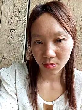 bonnie-00 online show from April 5, 2026, 3:46 am