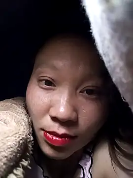 bonnie-00 online show from December 15, 2025, 2:23 pm