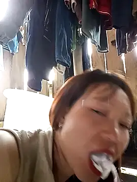 bonnie-00 online show from April 3, 2026, 12:39 am