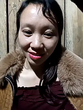 bonnie-00 online show from November 12, 2025, 11:14 am