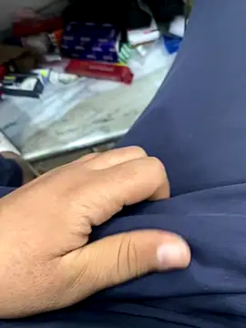 ali  ali210 online show from November 10, 2025, 2:00 pm