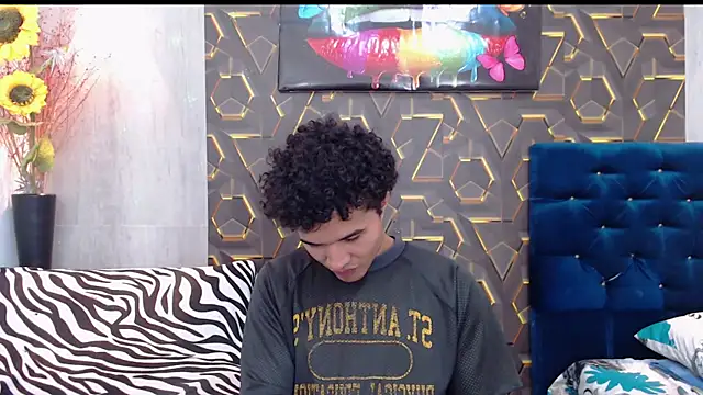 Snapshot of fire_drako_ chatting on September 25, 2025, 4:07 am fire drako online show from September 25, 2025, 4:07 am