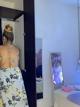 BunnyGlow50 online show from April 18, 2026, 7:40 pm