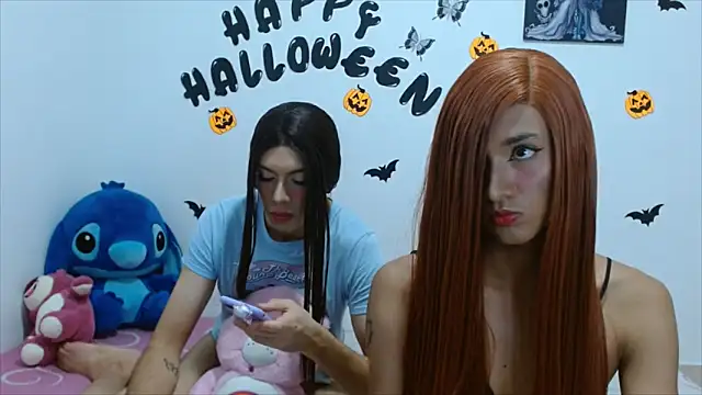 Snapshot of PinkLuna_LolaBloom chatting on November 2, 2025, 11:04 am PinkLuna LolaBloom online show from November 2, 2025, 11:04 am