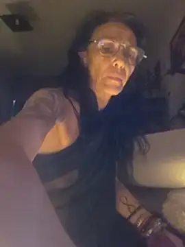 Snapshot of jasonee13 chatting on July 4, 2026, 5:25 am jasonee13 online show from July 4, 2026, 5:25 am