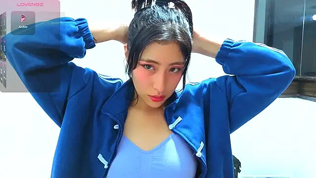 Sullyoonn online show from April 22, 2026, 3:46 am