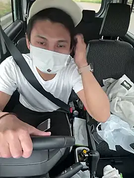 NICE-SEXY online show from April 15, 2026, 6:19 am