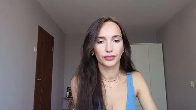 Snapshot of Lillian-Clark chatting on September 20, 2025, 8:30 am Lillian-Clark online show from September 20, 2025, 8:30 am