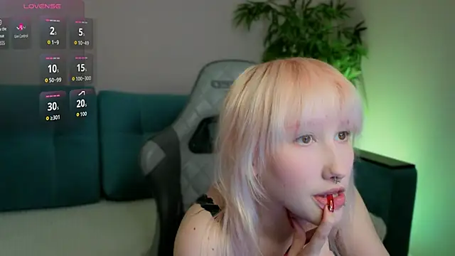 evlica online show from March 6, 2026, 3:07 pm