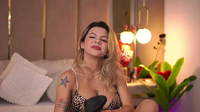 CamilaStarr online show from March 5, 2026, 7:32 pm