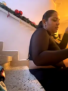 SienaWild online show from November 28, 2025, 3:07 am