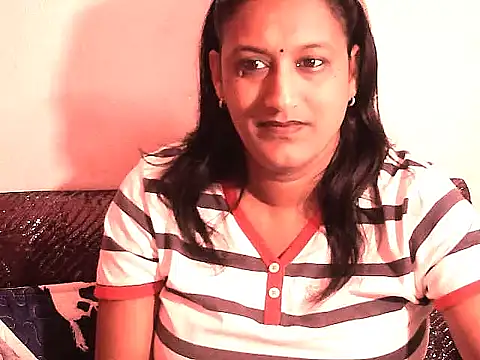 Indiansexyboobs18 online show from October 16, 2025, 5:54 pm