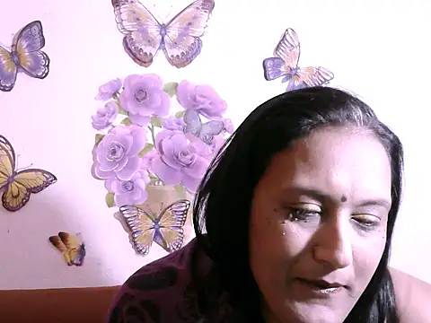 Indiansexyboobs18 online show from September 18, 2025, 7:33 am