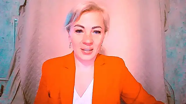 EmmaCat  online show from September 28, 2025, 4:52 am