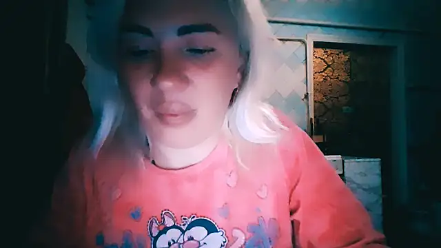 EmmaCat  online show from May 30, 2026, 7:52 pm