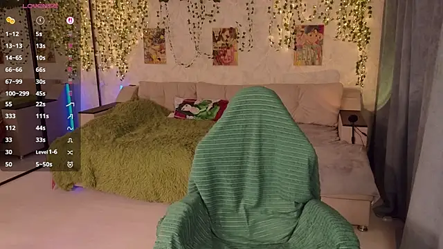 Aki nohana online show from October 5, 2025, 2:41 pm