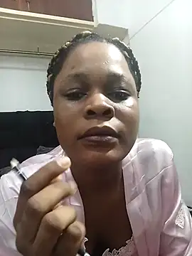 BlondieBitch online show from April 18, 2026, 6:38 am