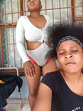 BlondieBitch online show from December 18, 2025, 10:19 am