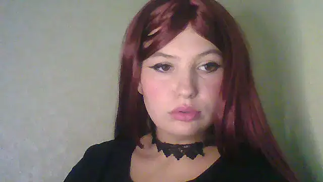 Alveira online show from September 19, 2025, 10:08 am