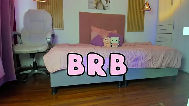 KoraRousee online show from September 20, 2025, 12:54 pm