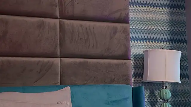 YssabelFox online show from January 12, 2026, 2:24 pm