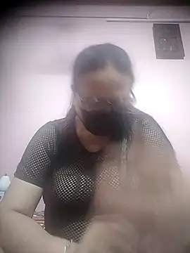 thehotlady online show from October 30, 2025, 6:34 am