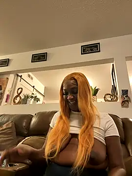 Snapshot of GoddessScott chatting on October 19, 2025, 2:36 am GoddessScott online show from October 19, 2025, 2:36 am