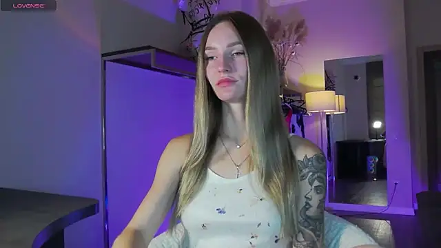 Melloudy online show from October 4, 2025, 5:42 am