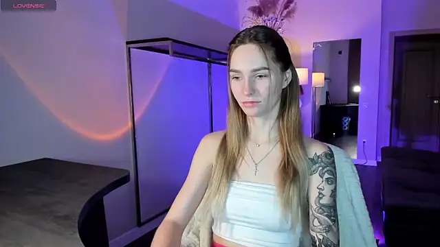 Melloudy online show from November 29, 2025, 7:08 am