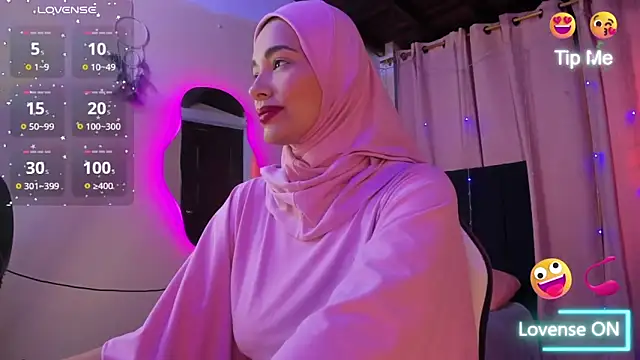 ShanaJamil online show from October 1, 2025, 12:20 pm