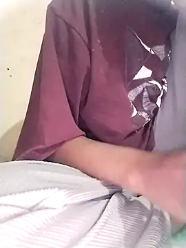 Rapunzal online show from November 14, 2025, 6:11 pm