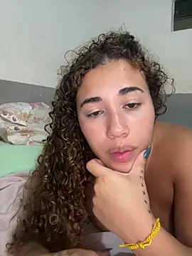 CasalMaldoso01 online show from November 28, 2025, 5:07 am