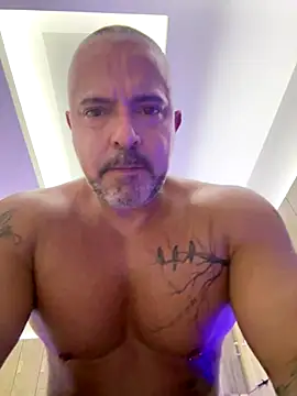 3totangox online show from October 15, 2025, 10:12 am