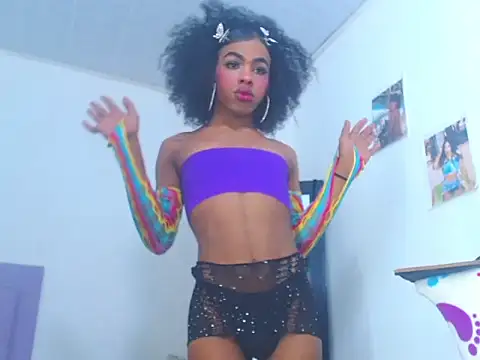 whitneytt online show from October 5, 2025, 5:42 am