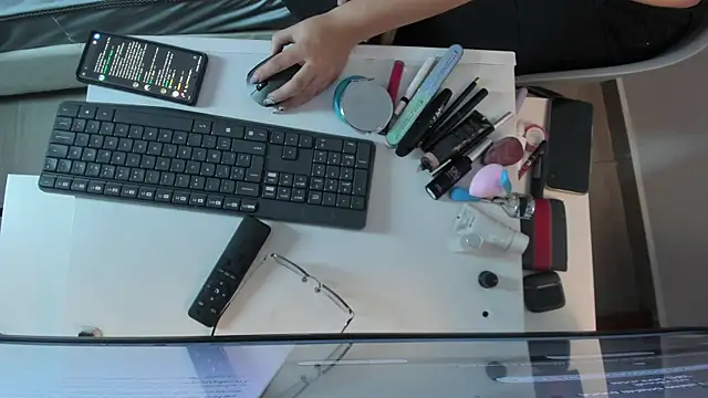  ruby red online show from October 31, 2025, 8:16 pm