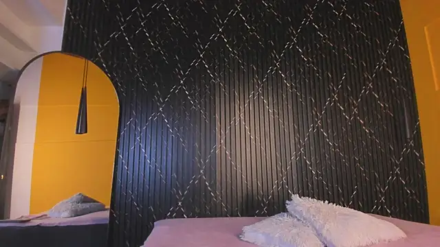 Miss Ariaa online show from October 28, 2025, 11:09 am