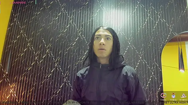 Miss Ariaa online show from November 19, 2025, 10:48 am