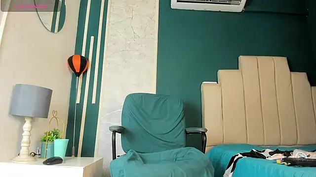 Jaycob Black1 online show from October 7, 2025, 1:34 pm