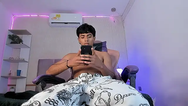 Jaycob Black1 online show from September 20, 2025, 10:04 pm