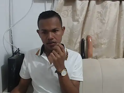 Lovelyboyohot online show from January 12, 2026, 4:25 pm