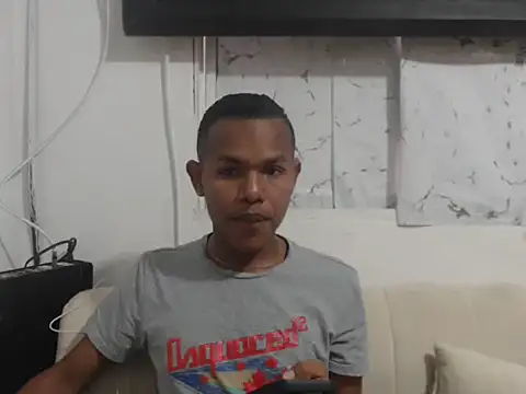 Lovelyboyohot online show from January 10, 2026, 4:24 pm