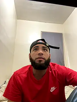 LeoPR00 online show from October 8, 2025, 9:48 pm