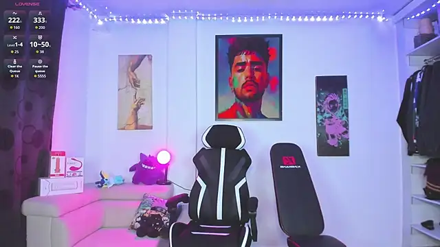 JordanRossie online show from September 24, 2025, 11:43 pm