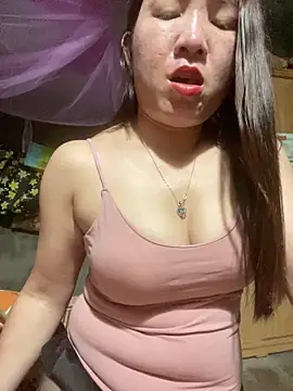 Luna-ass online show from October 18, 2025, 1:57 pm