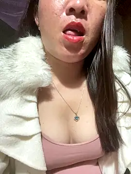 Luna-ass online show from November 30, 2025, 12:50 pm