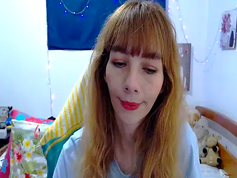 seraphinewhite online show from April 14, 2026, 11:48 am