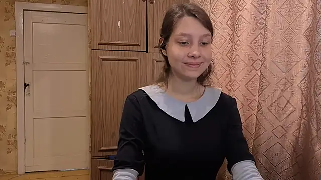 QutieDaSweet online show from October 28, 2025, 3:07 am